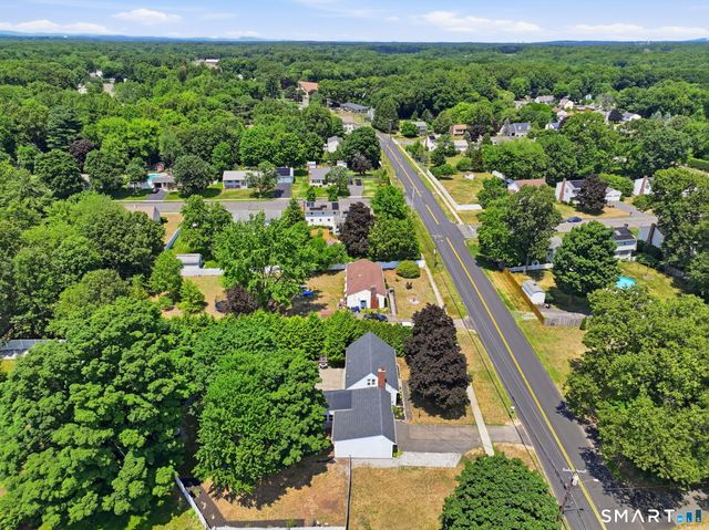 60 Simon Road, Enfield, CT 06082