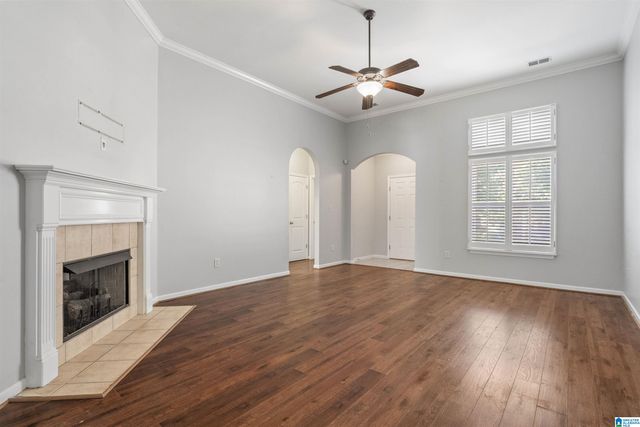 915 VALLEY CIRCLE, Leeds, AL 35094