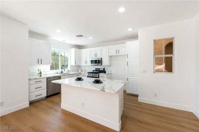 6436 Beckman Glen Court, Las Vegas, NV 89141