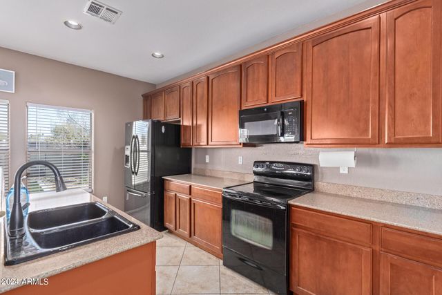 4937 N 108th Avenue, Phoenix, AZ 85037