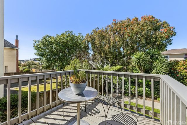 21 Lagunitas Drive, San Francisco, CA 94132