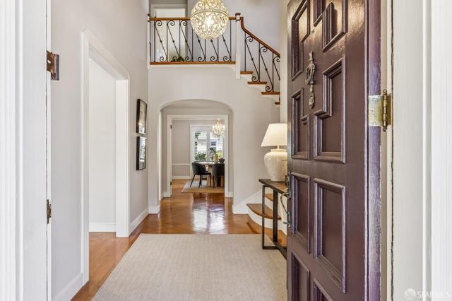 21 Lagunitas Drive, San Francisco, CA 94132