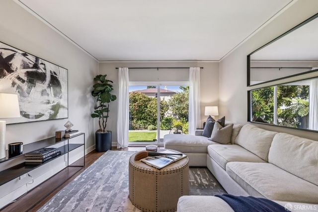 21 Lagunitas Drive, San Francisco, CA 94132