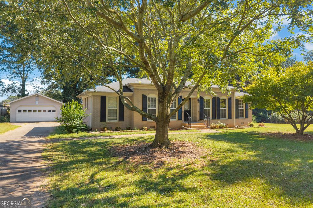 123 Gilmer Street, Lavonia, GA 30553 — exterior