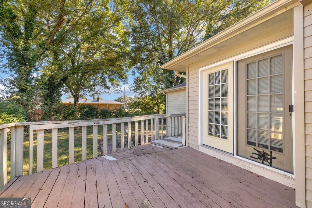 123 Gilmer Street, Lavonia, GA 30553 — photo 3