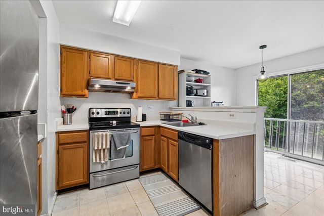 936 LAKE OVERLOOK DR, Bowie, MD 20721
