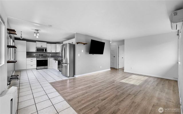 9020 13th ST NE, Lake Stevens, WA 98258