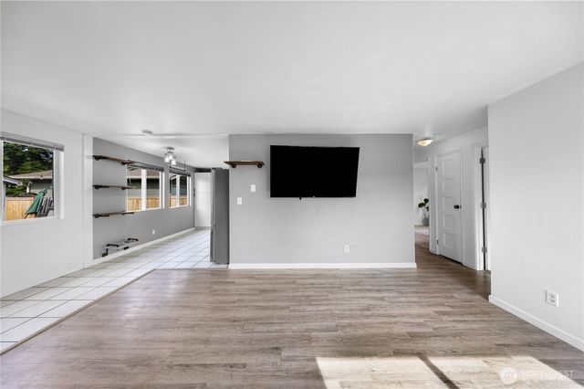 9020 13th ST NE, Lake Stevens, WA 98258