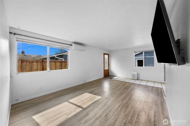 9020 13th ST NE, Lake Stevens, WA 98258