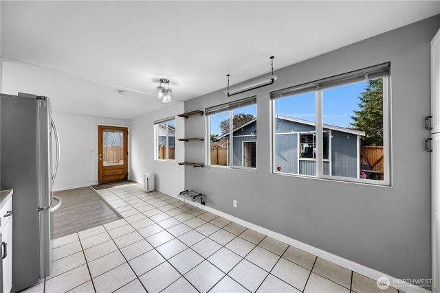 9020 13th ST NE, Lake Stevens, WA 98258