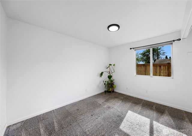 9020 13th ST NE, Lake Stevens, WA 98258