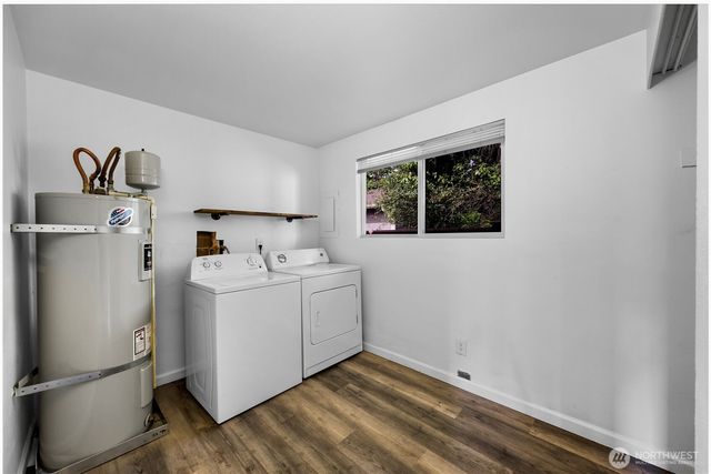 9020 13th ST NE, Lake Stevens, WA 98258
