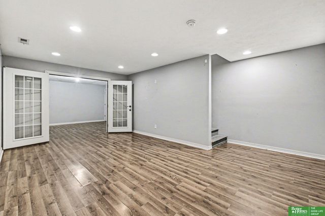 8718 Wyoming Street, Omaha, NE 68122