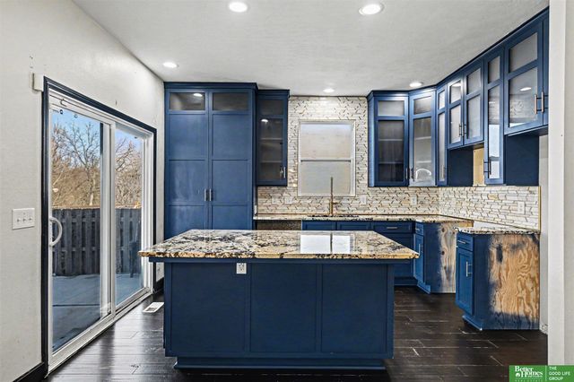 8718 Wyoming Street, Omaha, NE 68122