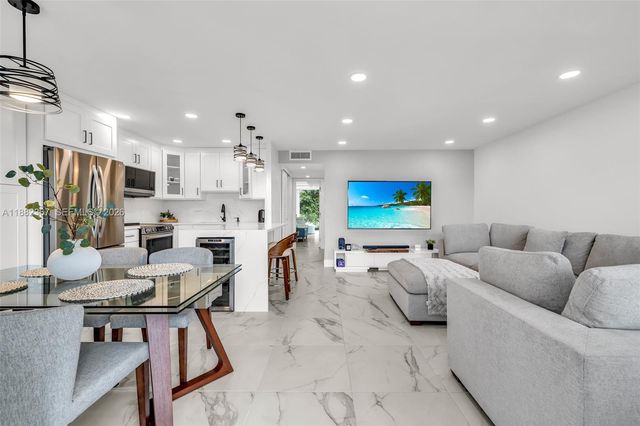 3042 Harwood D 3042 3042, Deerfield Beach, FL 33442
