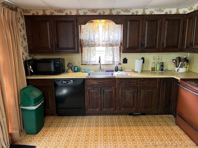 22 Oak Lane, Stonington, CT 06378