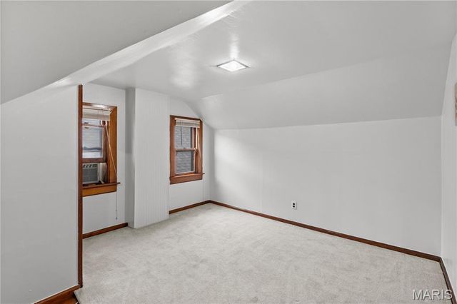 6266 Marmaduke Avenue, St Louis, MO 63139