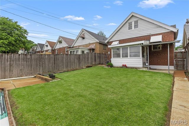 6266 Marmaduke Avenue, St Louis, MO 63139