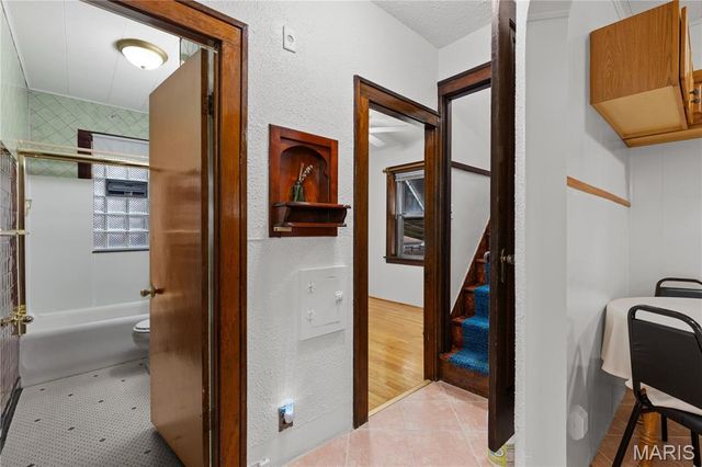 6266 Marmaduke Avenue, St Louis, MO 63139