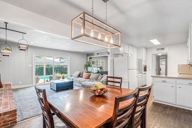 1263 E Ellery Avenue, Fresno, CA 93710