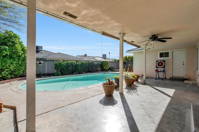 1263 E Ellery Avenue, Fresno, CA 93710