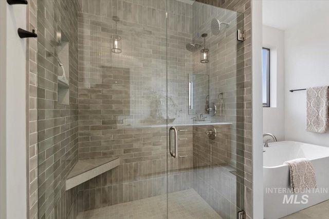 7580 W Old School St Fremont, Meridian, ID 83646