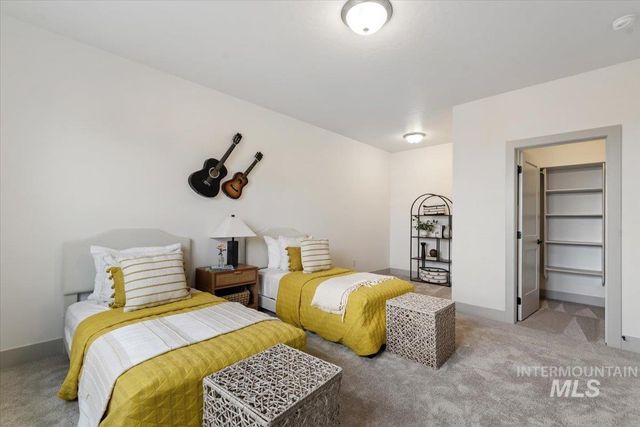 7580 W Old School St Fremont, Meridian, ID 83646