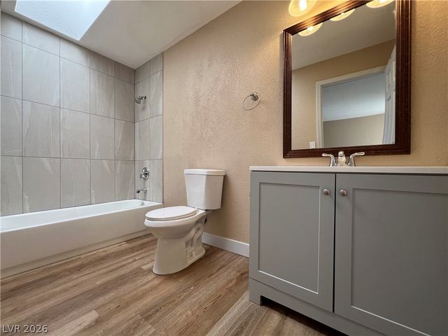 2982 Juniper Hills Boulevard 201, Las Vegas, NV 89142