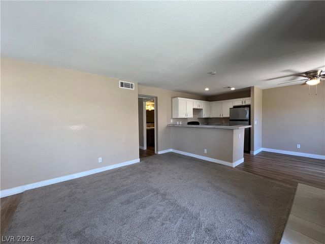 2982 Juniper Hills Boulevard 201, Las Vegas, NV 89142