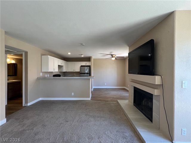 2982 Juniper Hills Boulevard 201, Las Vegas, NV 89142