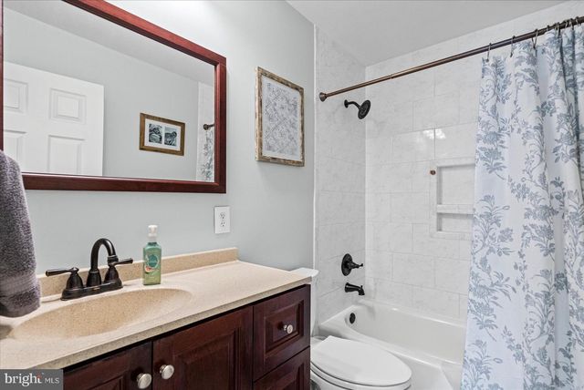 1237 HILLCREEK RD, Pasadena, MD 21122