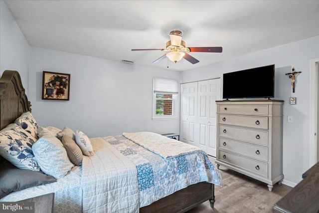 1237 HILLCREEK RD, Pasadena, MD 21122