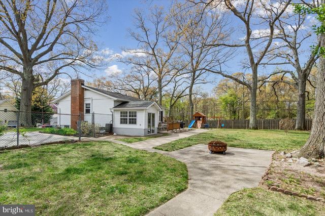 1237 HILLCREEK RD, Pasadena, MD 21122