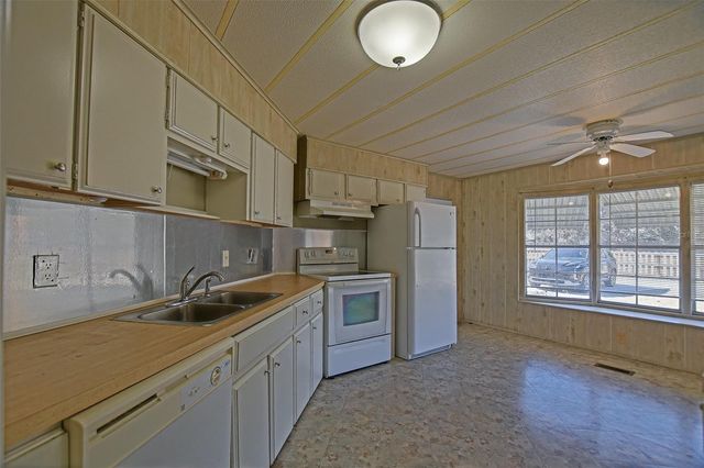 7452 SE 135TH STREET, Summerfield, FL 34491