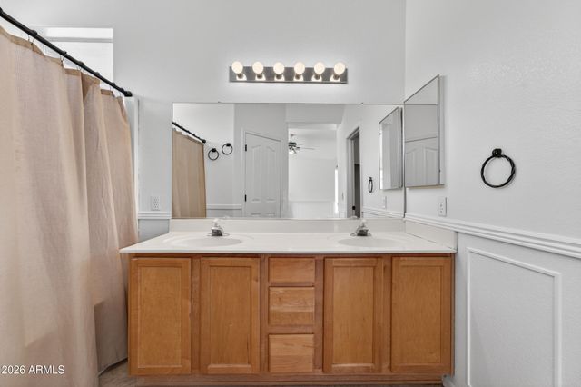13660 W OCOTILLO Lane, Surprise, AZ 85374