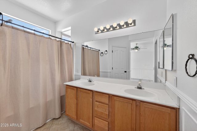 13660 W OCOTILLO Lane, Surprise, AZ 85374