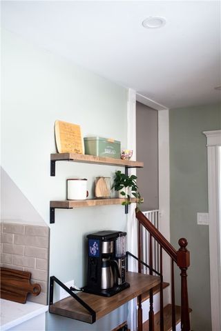 7 Squantum Street, Cranston, RI 02920