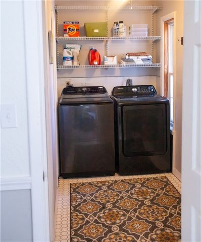 7 Squantum Street, Cranston, RI 02920