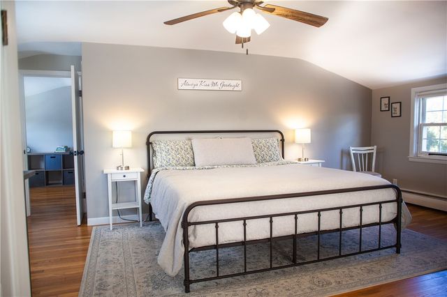 7 Squantum Street, Cranston, RI 02920