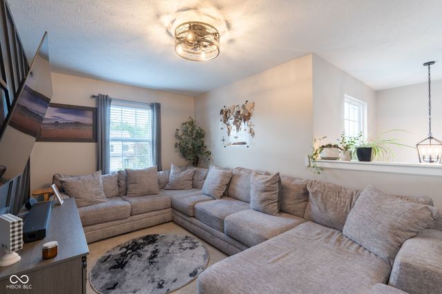 4544 Plowman Drive, Indianapolis, IN 46237