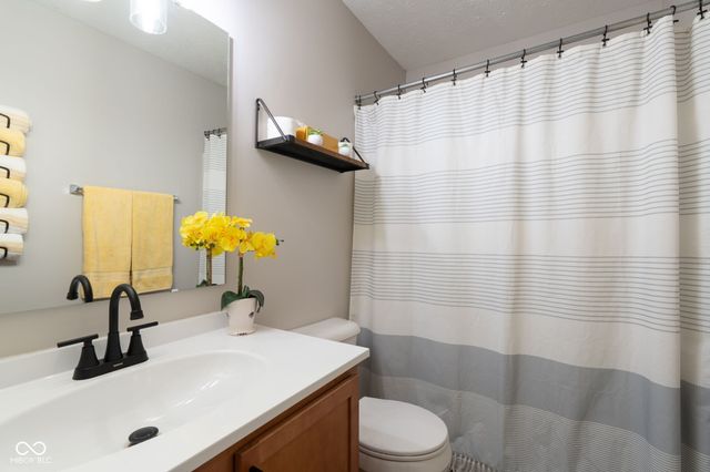 4544 Plowman Drive, Indianapolis, IN 46237