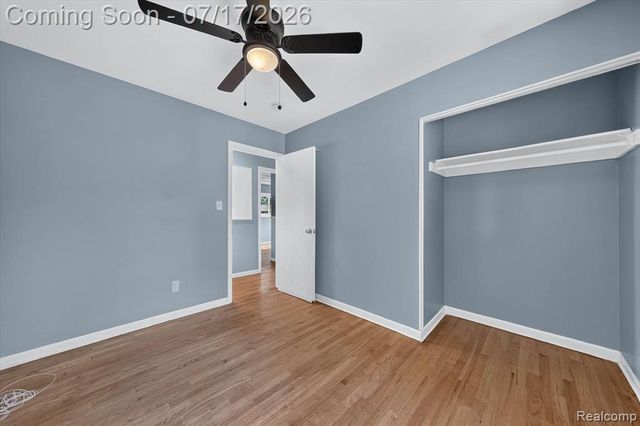 903 Bernie Lane, Madison Heights, MI 48071