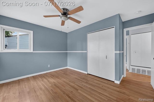 903 Bernie Lane, Madison Heights, MI 48071