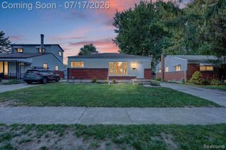 903 Bernie Lane, Madison Heights, MI 48071