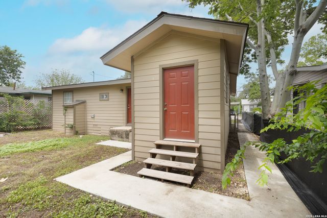 116 Ricardo St, San Antonio, TX 78237