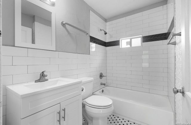 116 Ricardo St, San Antonio, TX 78237