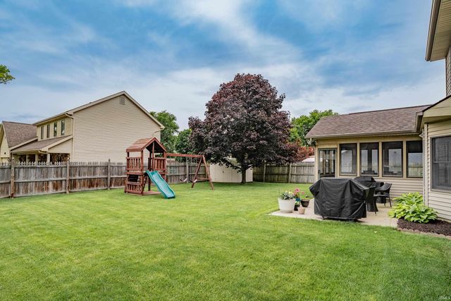 8711 Amberly Drive, New Haven, IN 46774