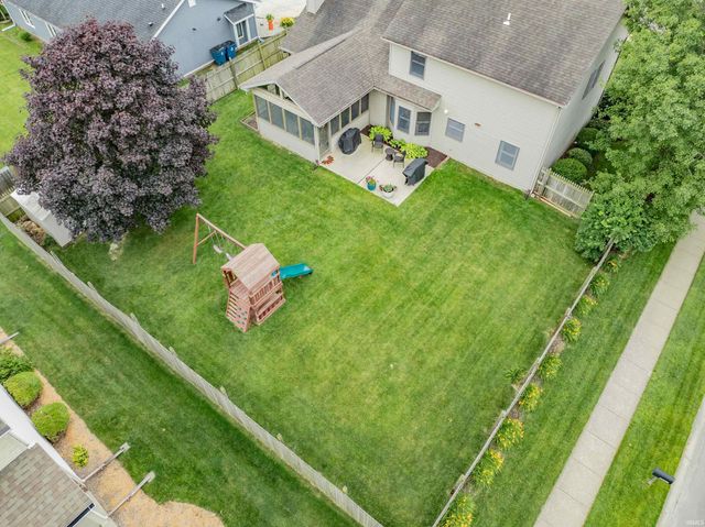 8711 Amberly Drive, New Haven, IN 46774