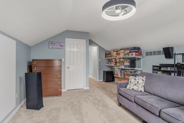8711 Amberly Drive, New Haven, IN 46774