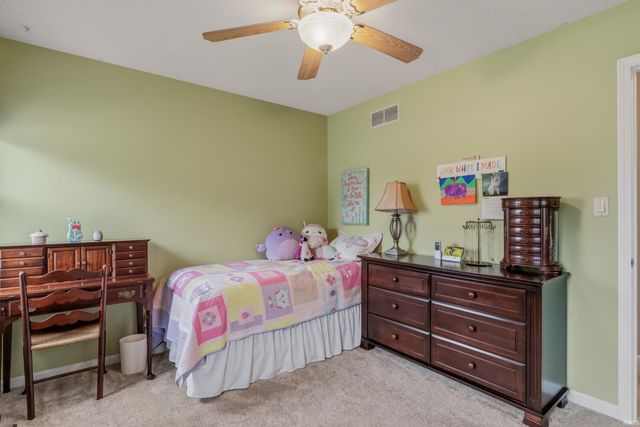 8711 Amberly Drive, New Haven, IN 46774